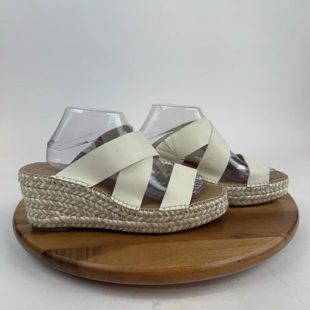New Womens Nordstrom Rack Cressida‎ Ivory Faux Leather Wedges Sandals Size 11 M